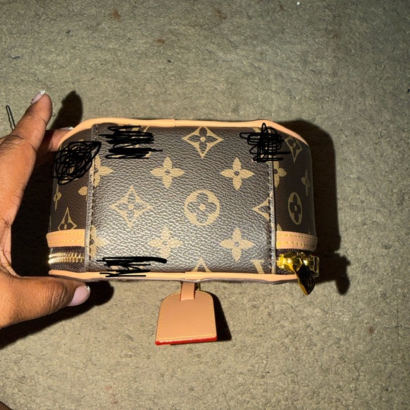 Round Monogram Handbag - Picture 3 of 7